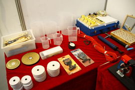 安徽省靈璧第一中學教學儀器廠在第61屆教育裝備展示會上展示并銷售教學模型與教具